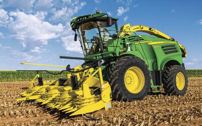 Обзор кормоуборочного комбайна John Deere серии 8000