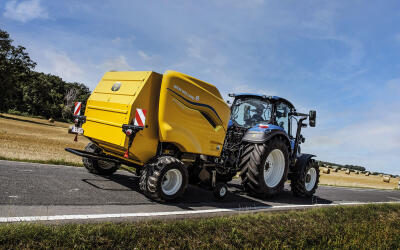 New Holland выводит на рынок новый рулонный пресс-подборщик Roll-Bar 125 с камерой постоянного объема