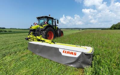 CLAAS представляет косилку DISCO 4400 CONTOUR с шириной захвата 4,20 м и функцией векторного складывания